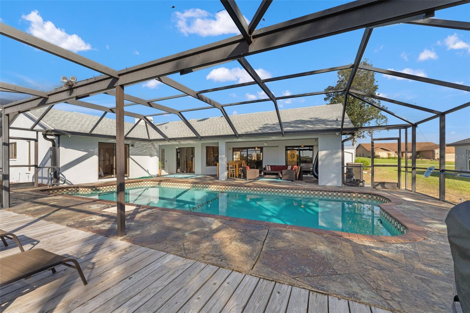 SPRING HILL - Residential