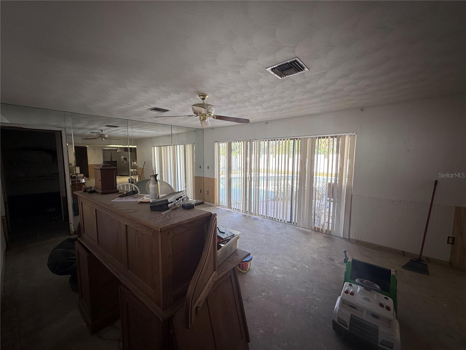 SUNSET HILLS - Residential