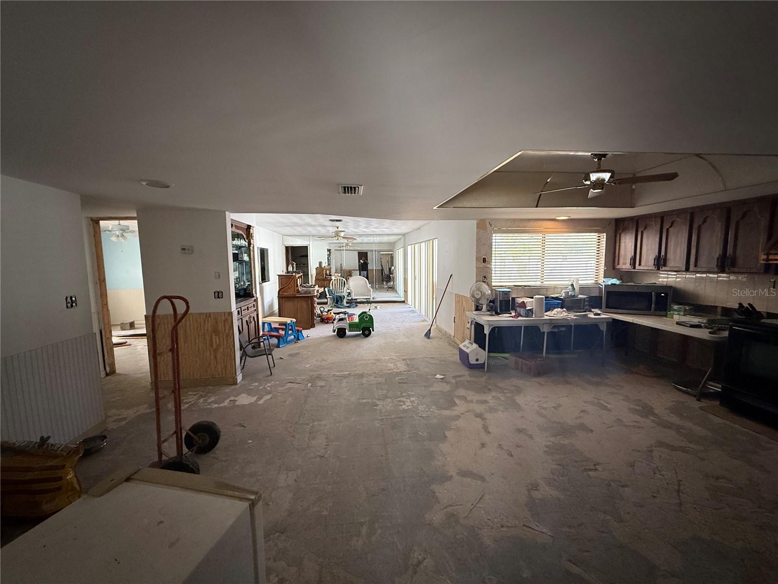 SUNSET HILLS - Residential