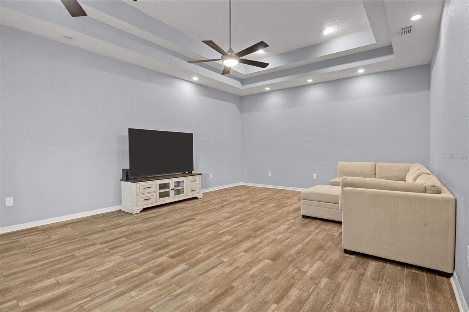 HIGHLANDS VISTA - Residential