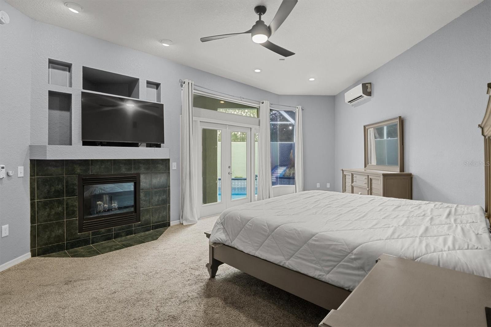 HIGHLANDS VISTA - Residential