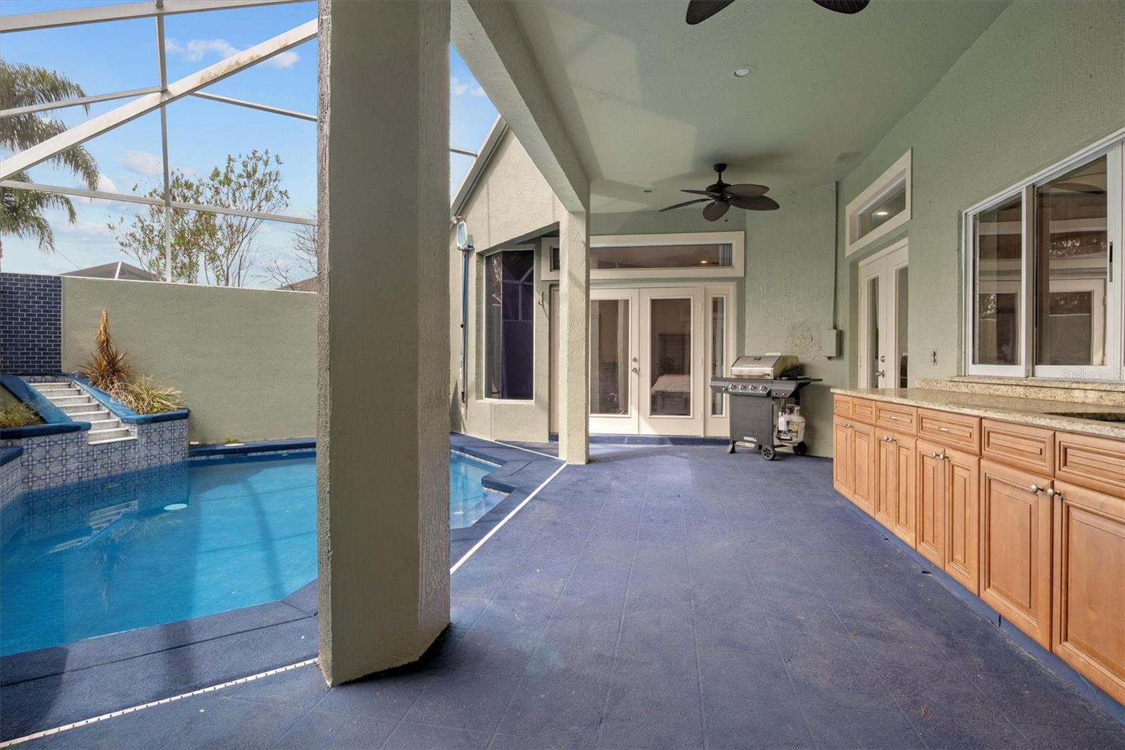 HIGHLANDS VISTA - Residential