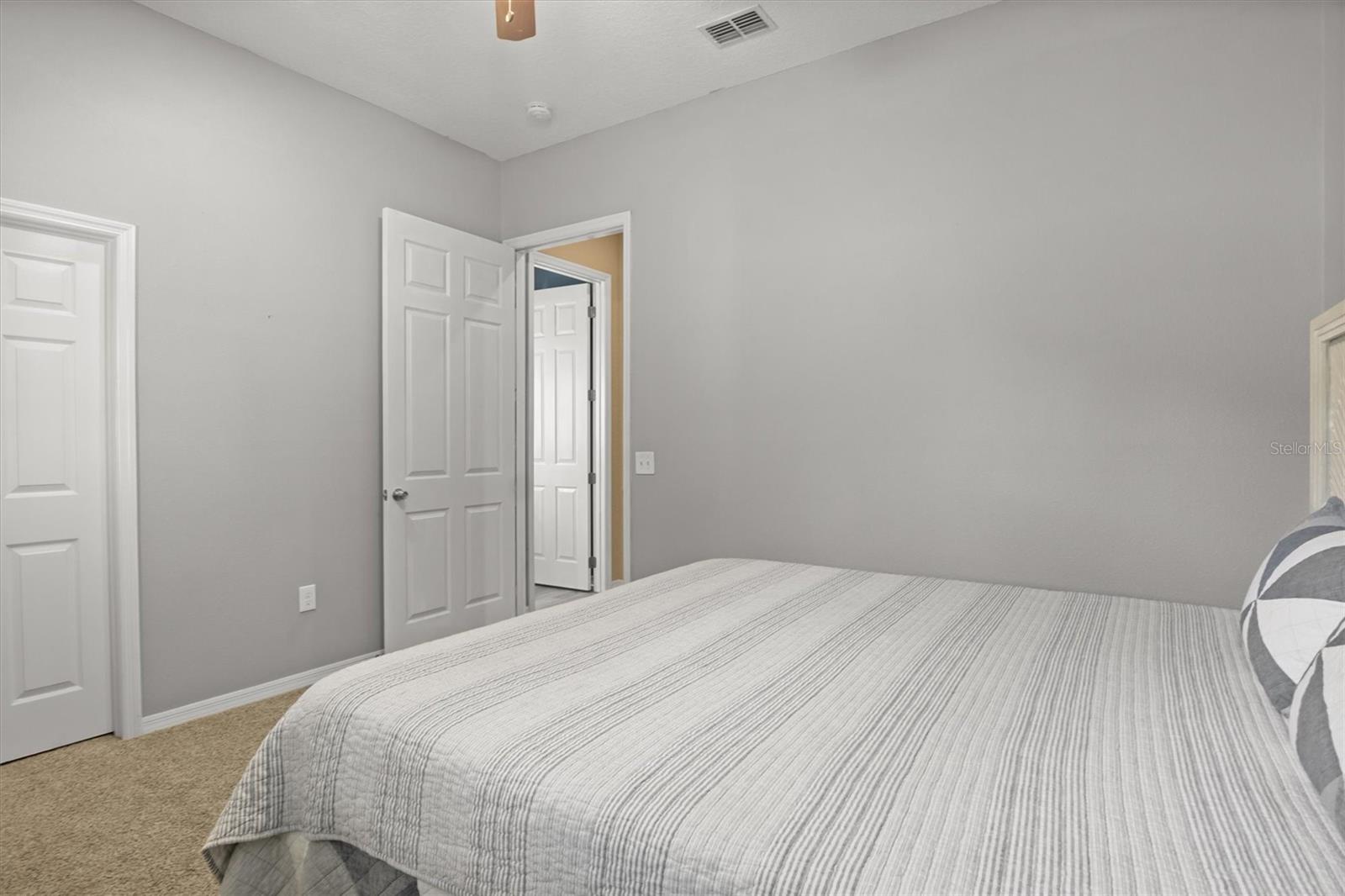 HIGHLANDS VISTA - Residential