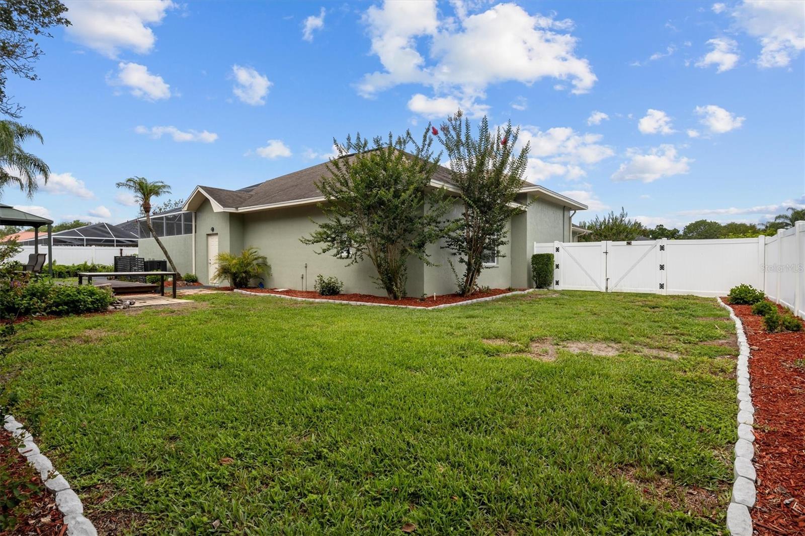 HIGHLANDS VISTA - Residential