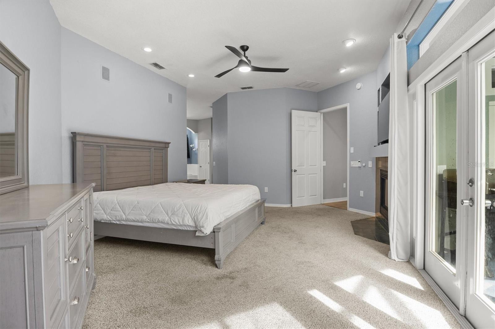 HIGHLANDS VISTA - Residential