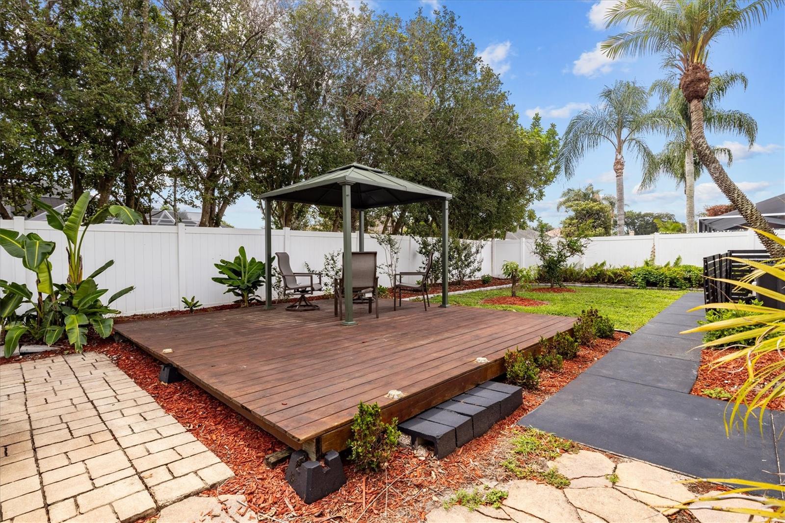 HIGHLANDS VISTA - Residential
