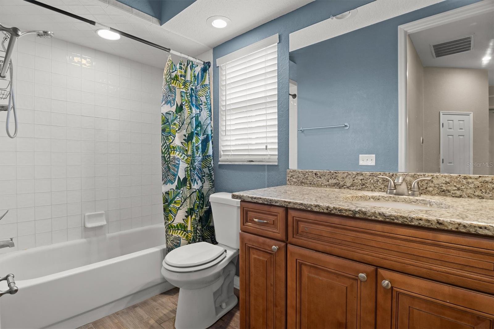 HIGHLANDS VISTA - Residential