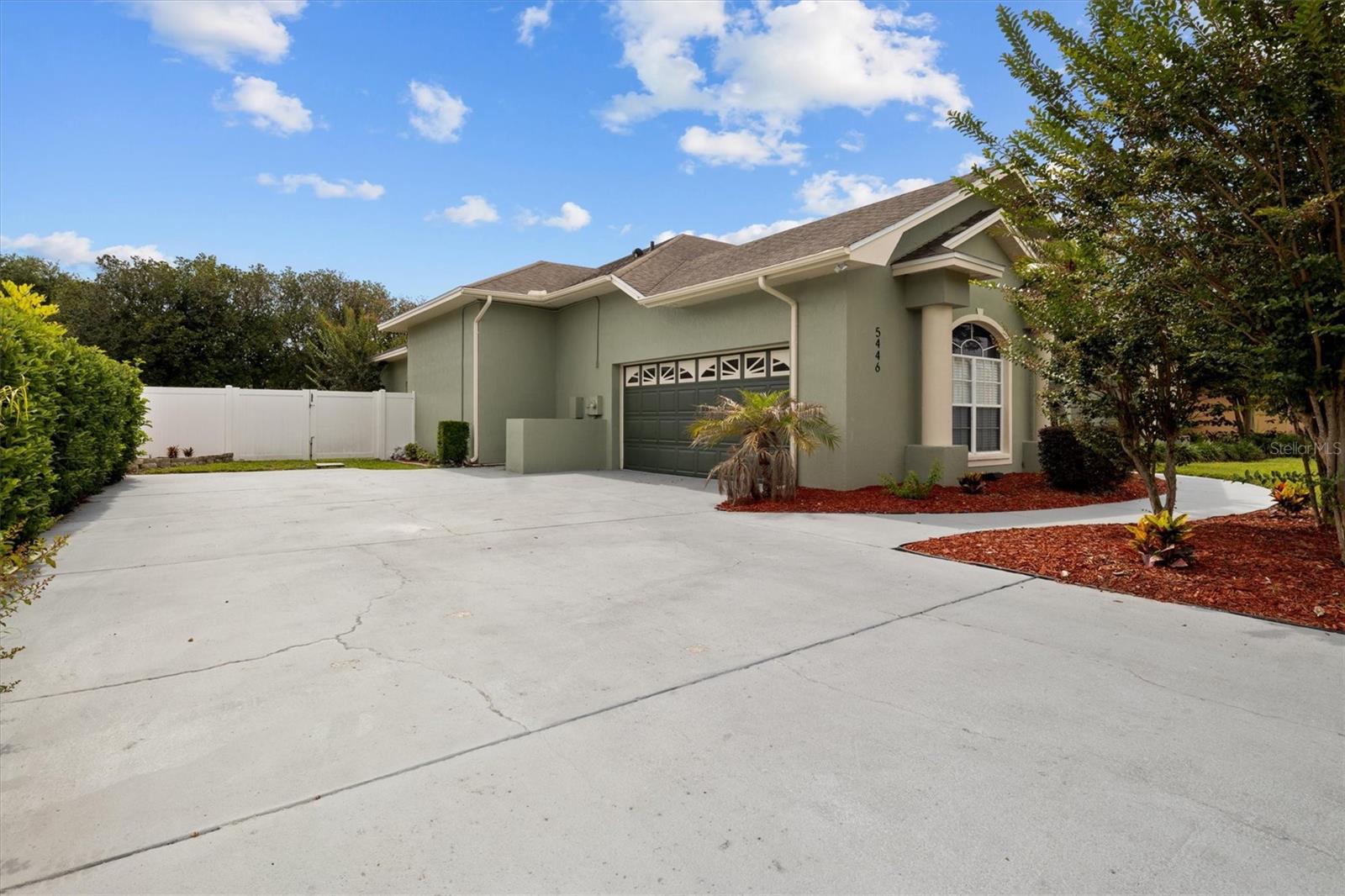 HIGHLANDS VISTA - Residential