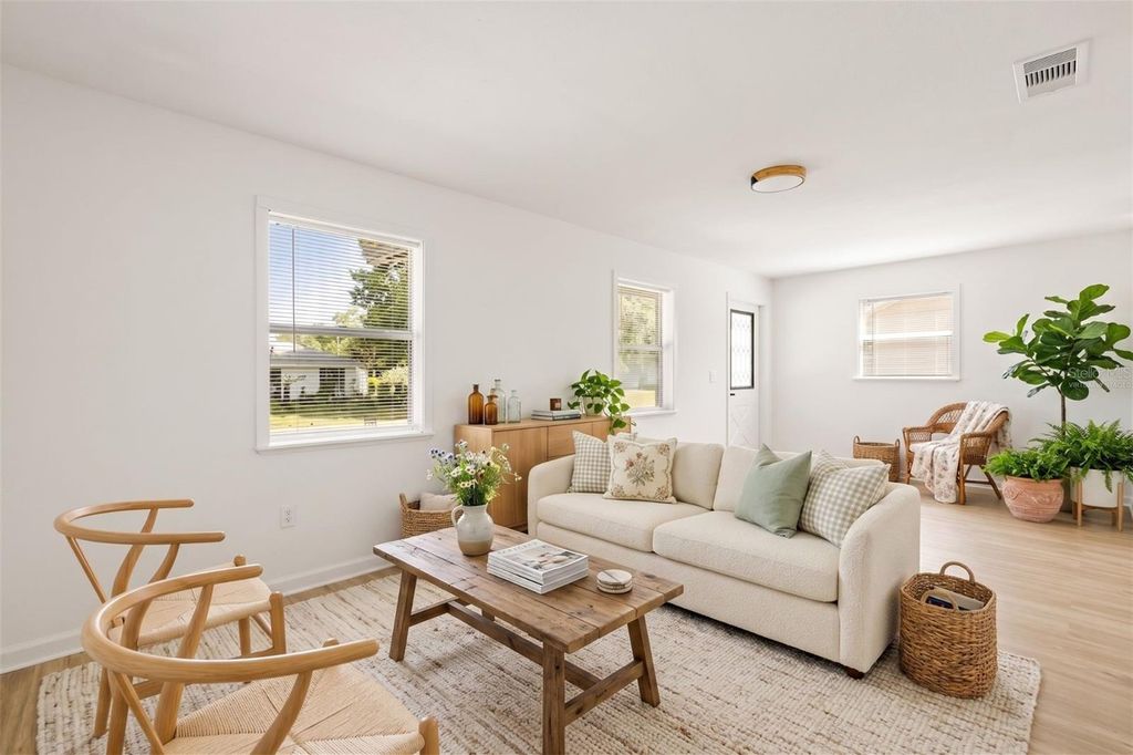 Photo of 2312 SW Fort King Street, Ocala, FL 34471 (MLS # O6399150)