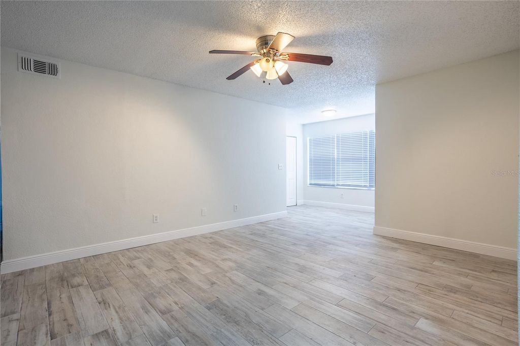 Photo of 5156 Conroy Road #16, Orlando, FL 32811 (MLS # O6390063)