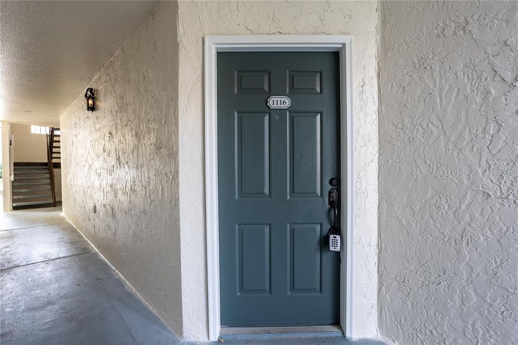 Photo of 5156 Conroy Road #16, Orlando, FL 32811 (MLS # O6390063)