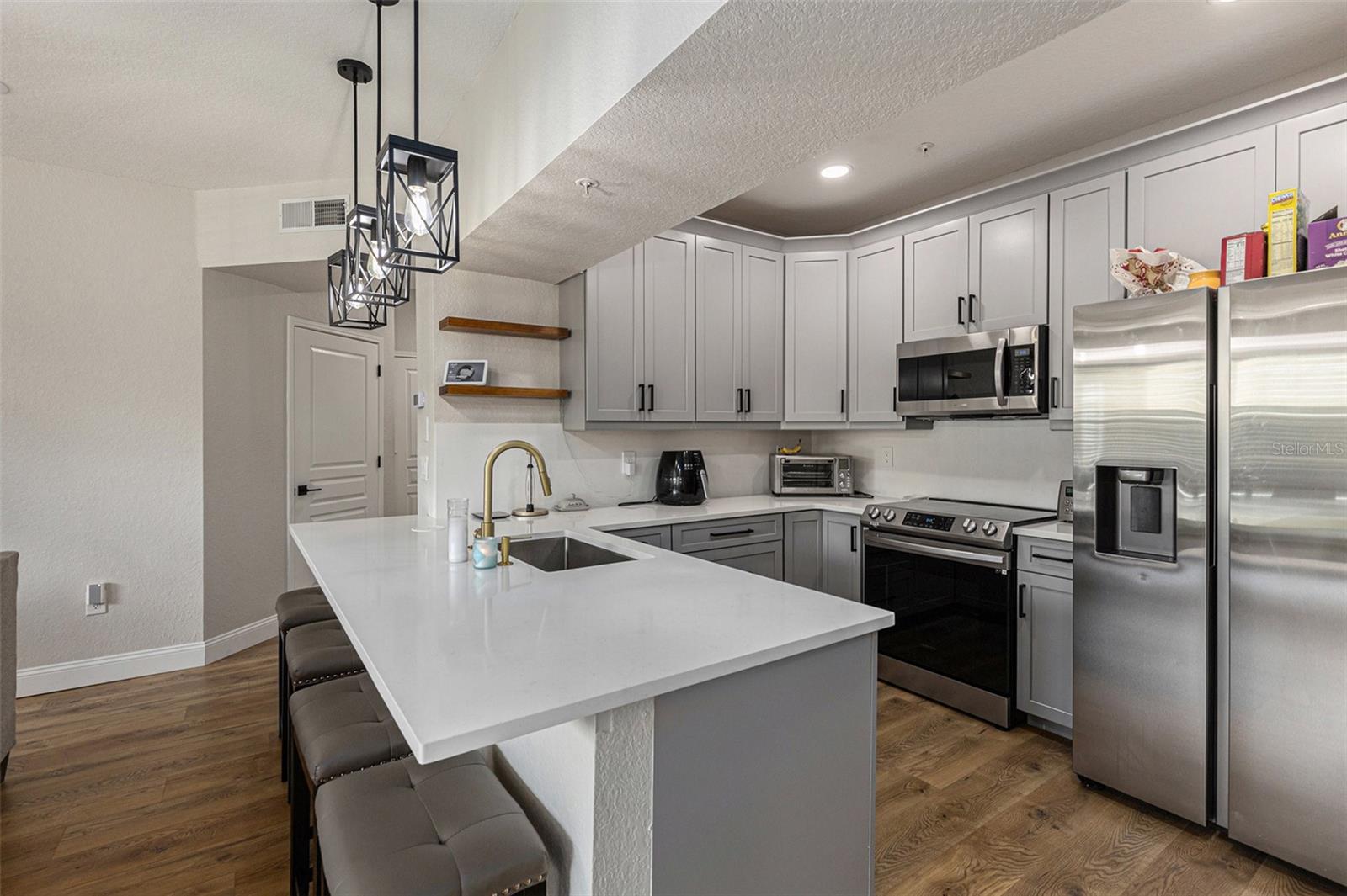 OXFORD PLACE AT TAMPA PALMS A - Residential Lease