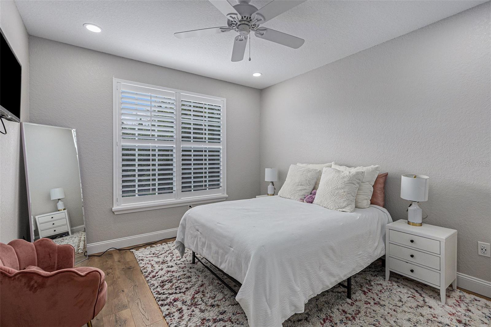 OXFORD PLACE AT TAMPA PALMS A - Residential Lease