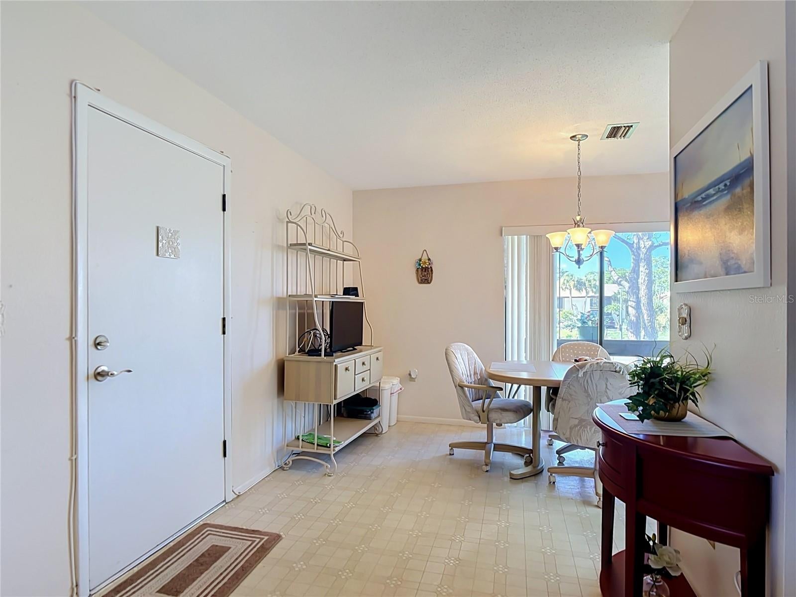 12 QUAILS RUN BOULEVARD 7