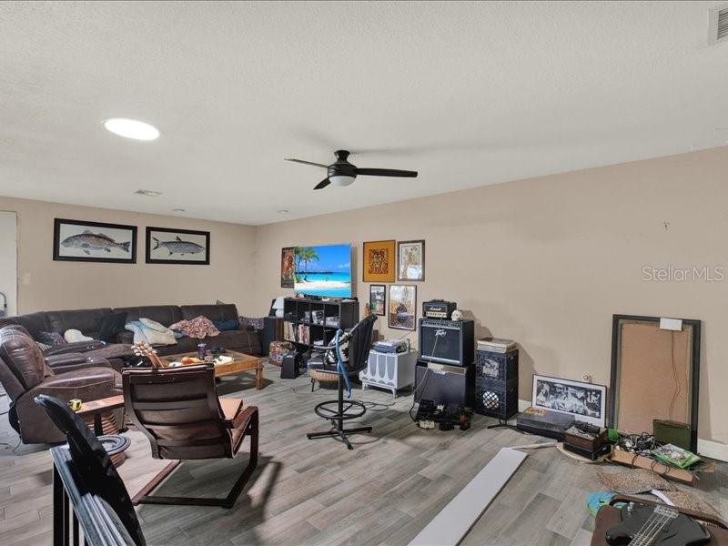 OAKLEAF VILLAGE - Residential