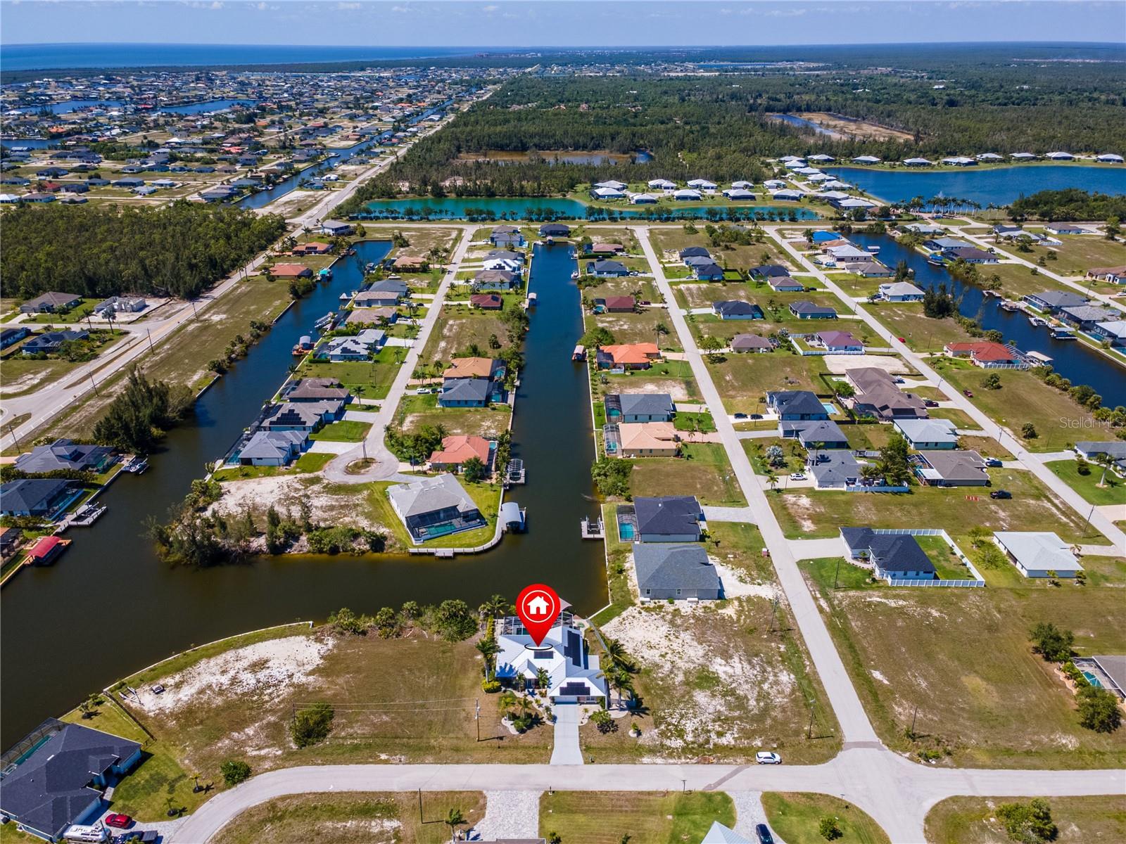 CAPE CORAL - Residential