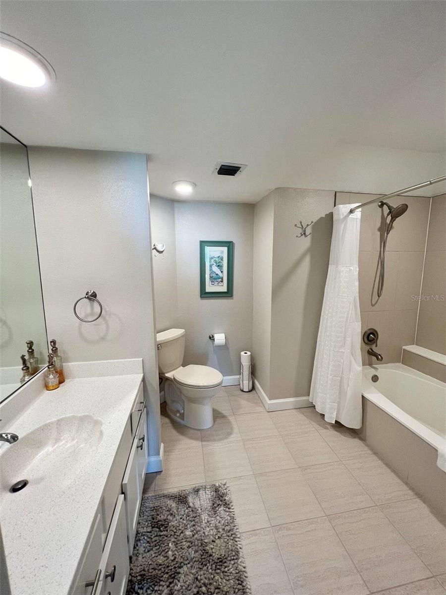 BELLEAIR KEY CONDO - Residential