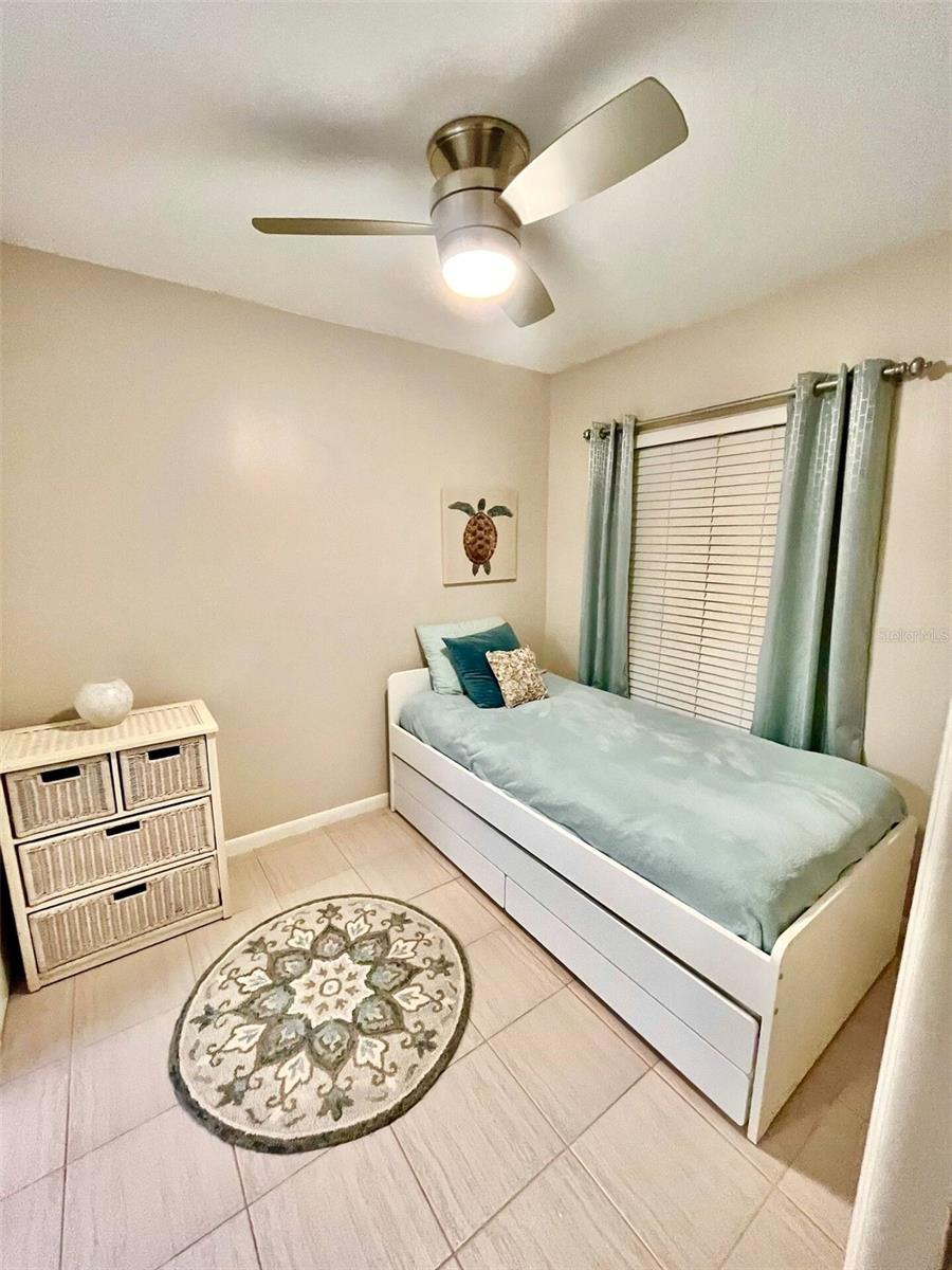 BELLEAIR KEY CONDO - Residential