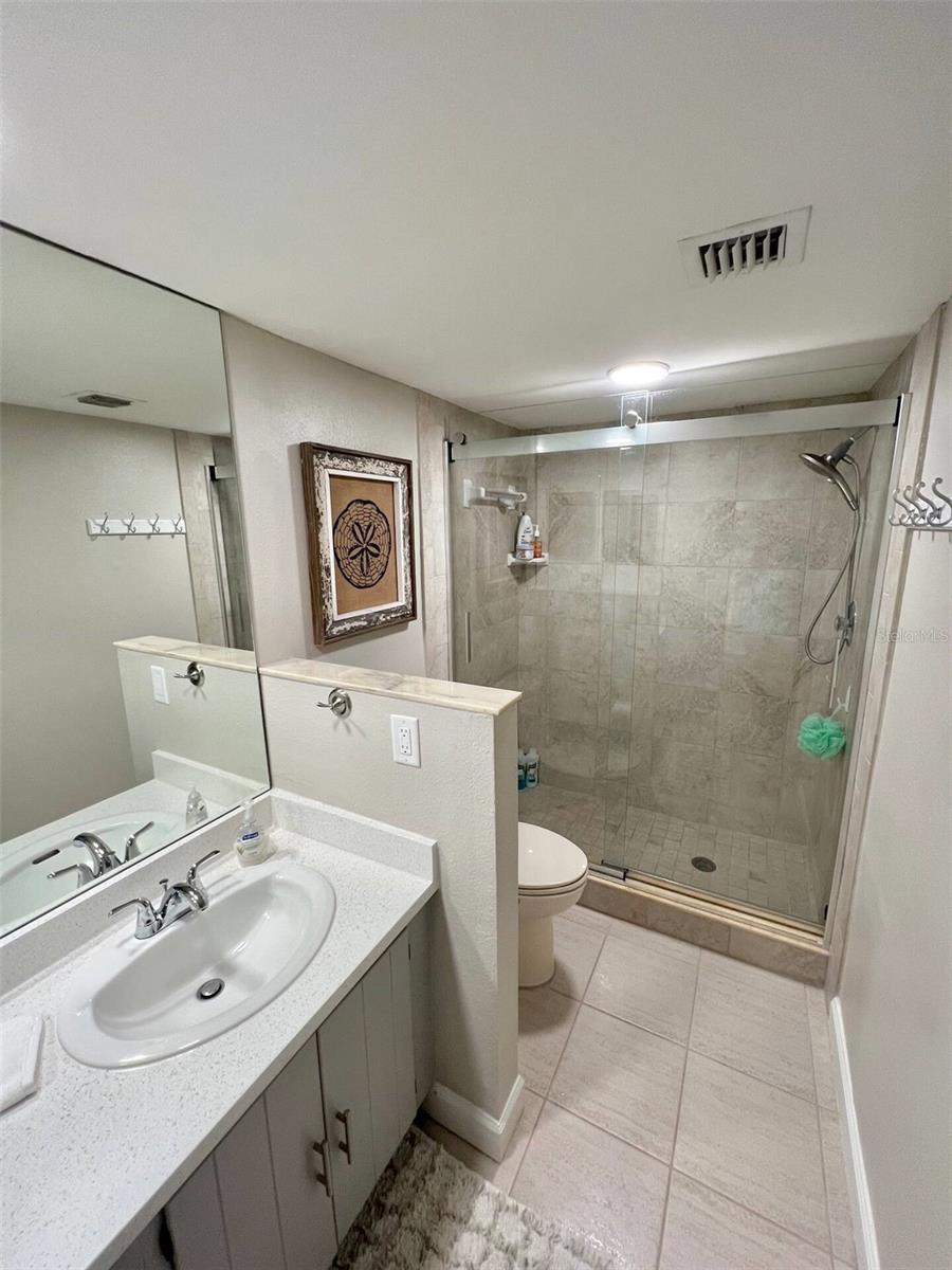 BELLEAIR KEY CONDO - Residential