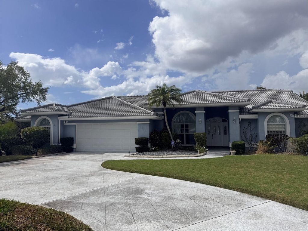 Photo of 6617 Seven Pines Drive, Bradenton, FL 34203 (MLS # A4684978)
