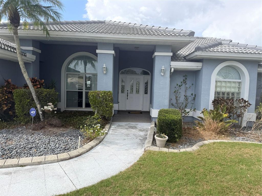 Photo of 6617 Seven Pines Drive, Bradenton, FL 34203 (MLS # A4684978)