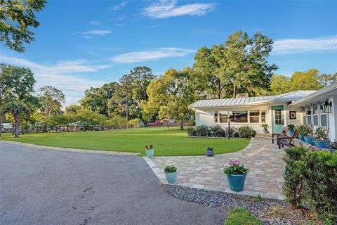 A home in ALACHUA