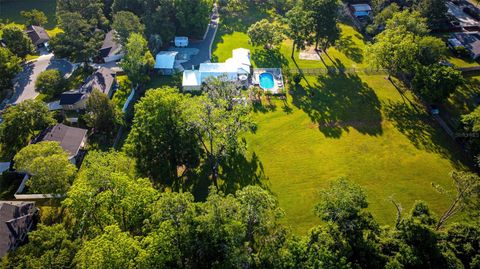 A home in ALACHUA