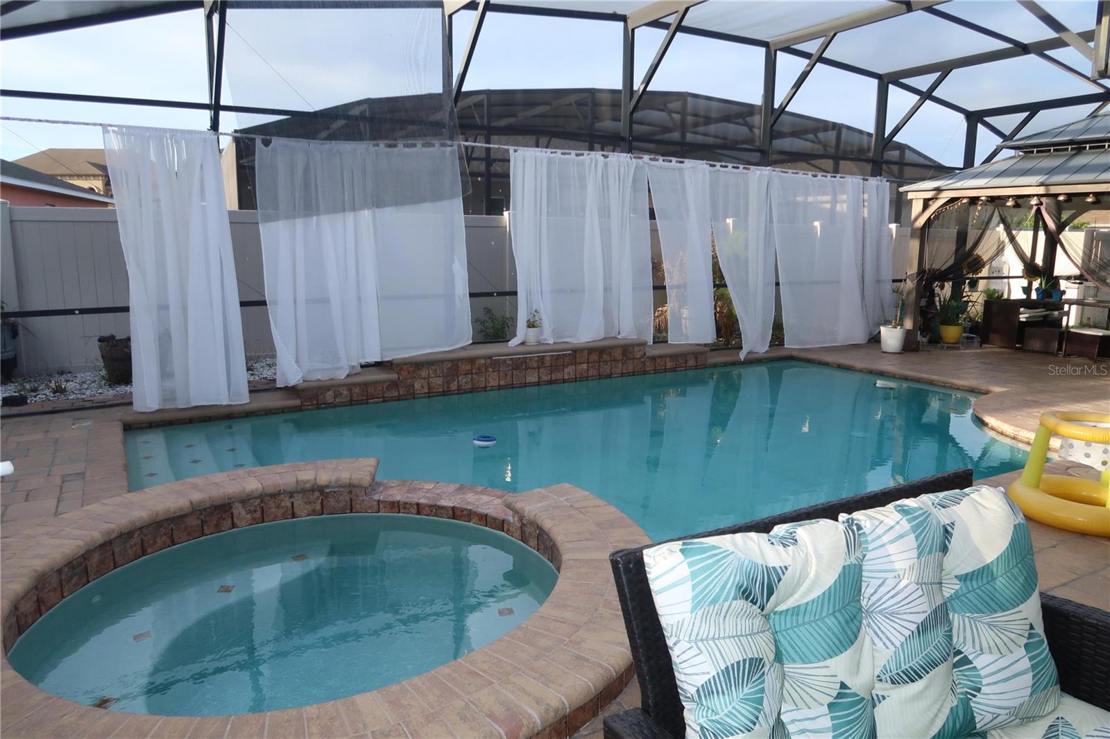 SHINGLE CREEK RESERVE AT THE OAKS PH 5 - Residential