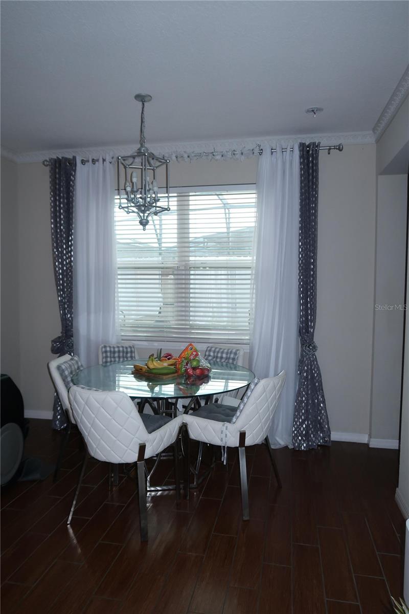 SHINGLE CREEK RESERVE AT THE OAKS PH 5 - Residential