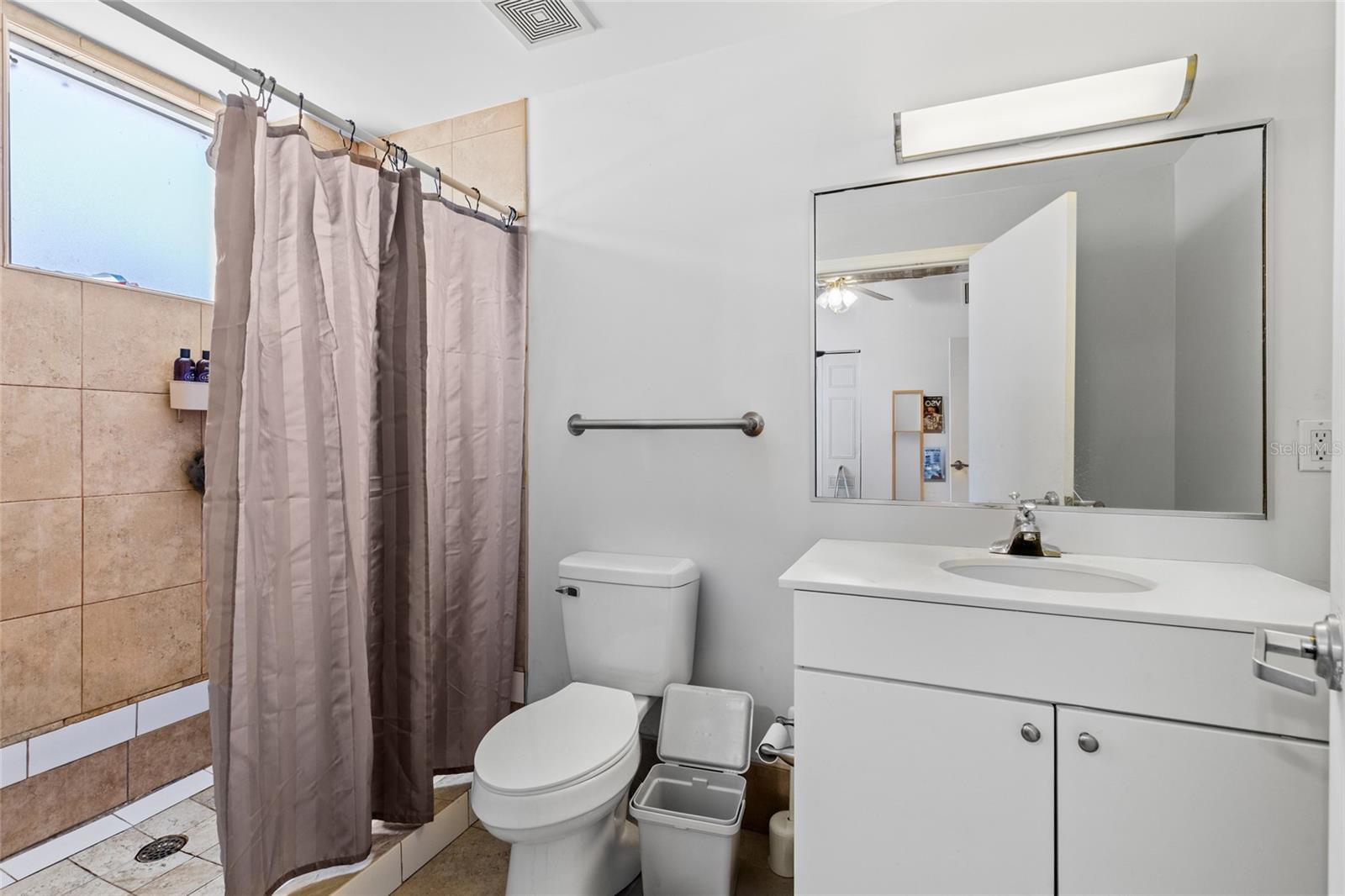 LOFTS OASIS CONDO - Residential