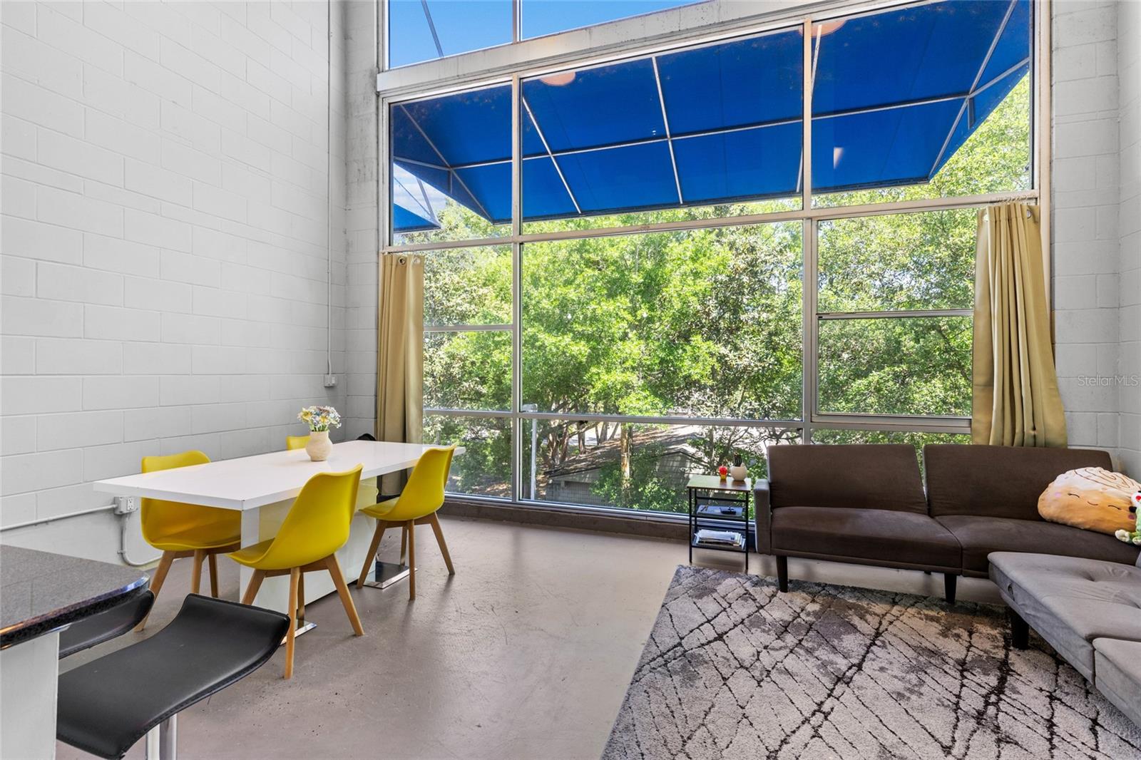 LOFTS OASIS CONDO - Residential