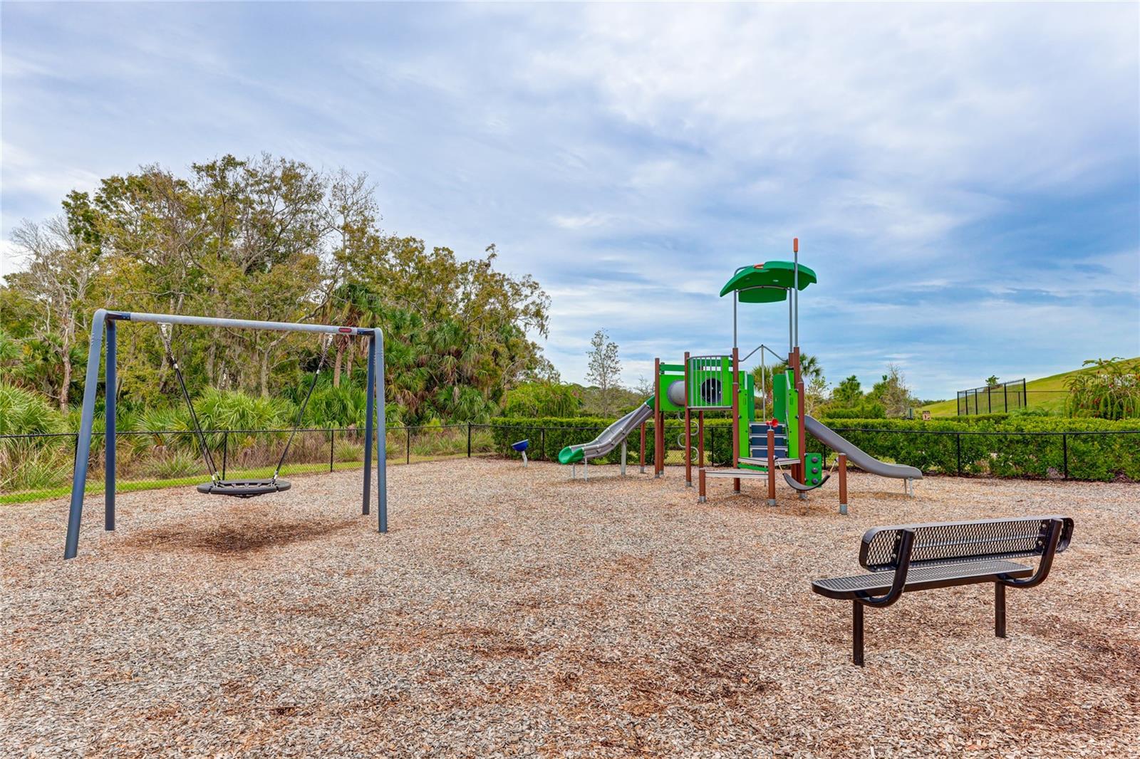 GRANDVIEW AT THE HEIGHTS - Residential Lease