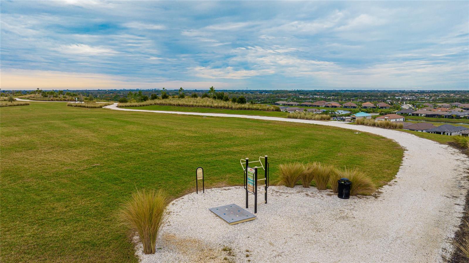 GRANDVIEW AT THE HEIGHTS - Residential Lease