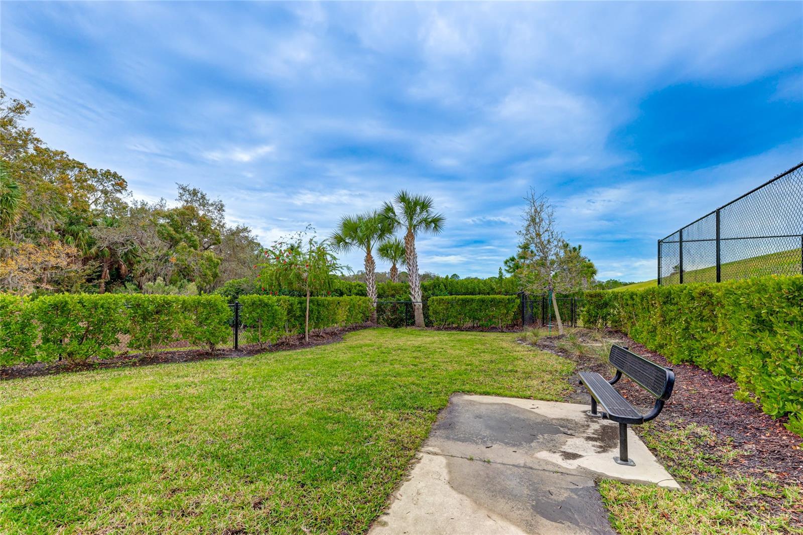 GRANDVIEW AT THE HEIGHTS - Residential Lease