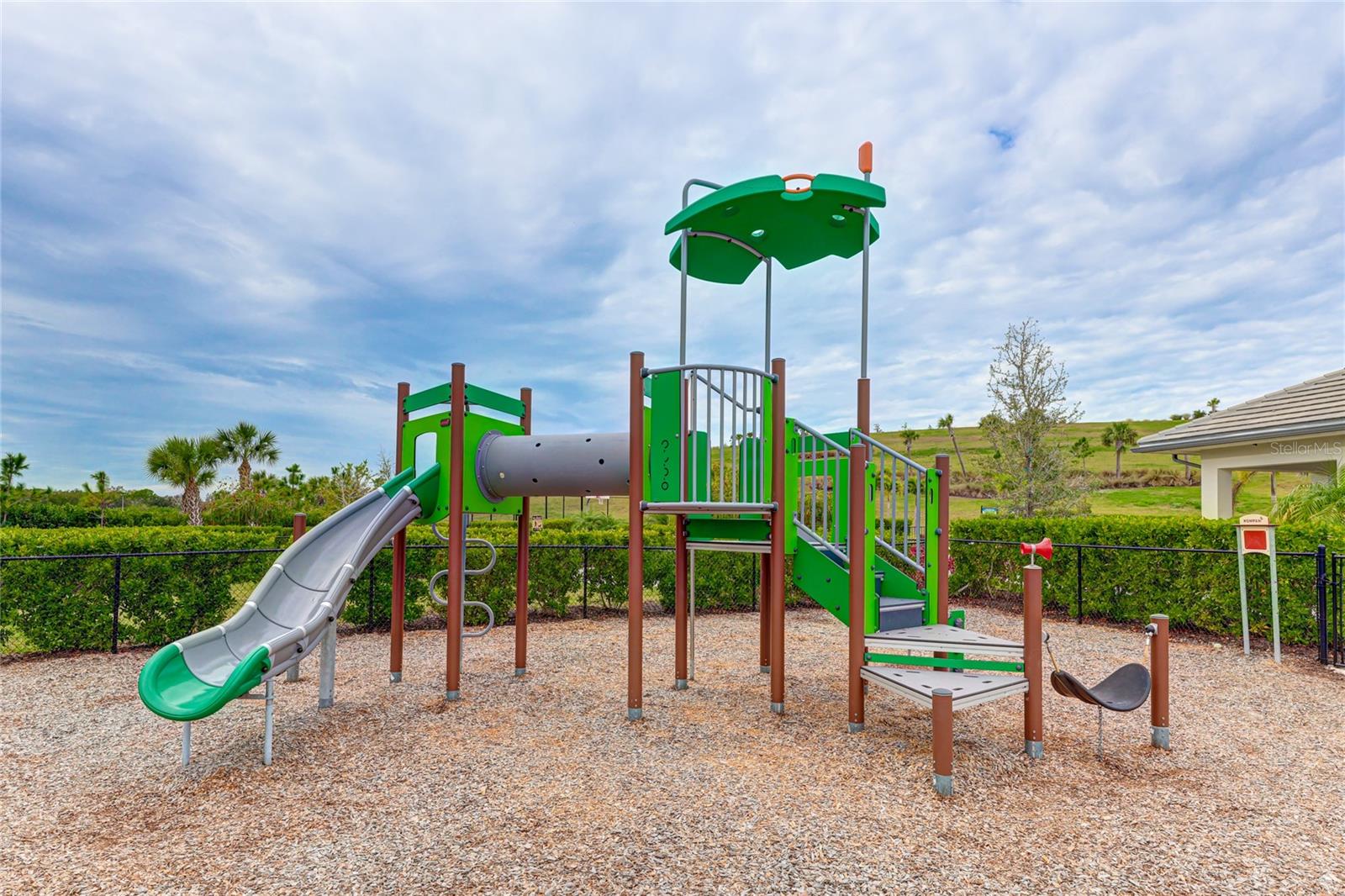 GRANDVIEW AT THE HEIGHTS - Residential Lease