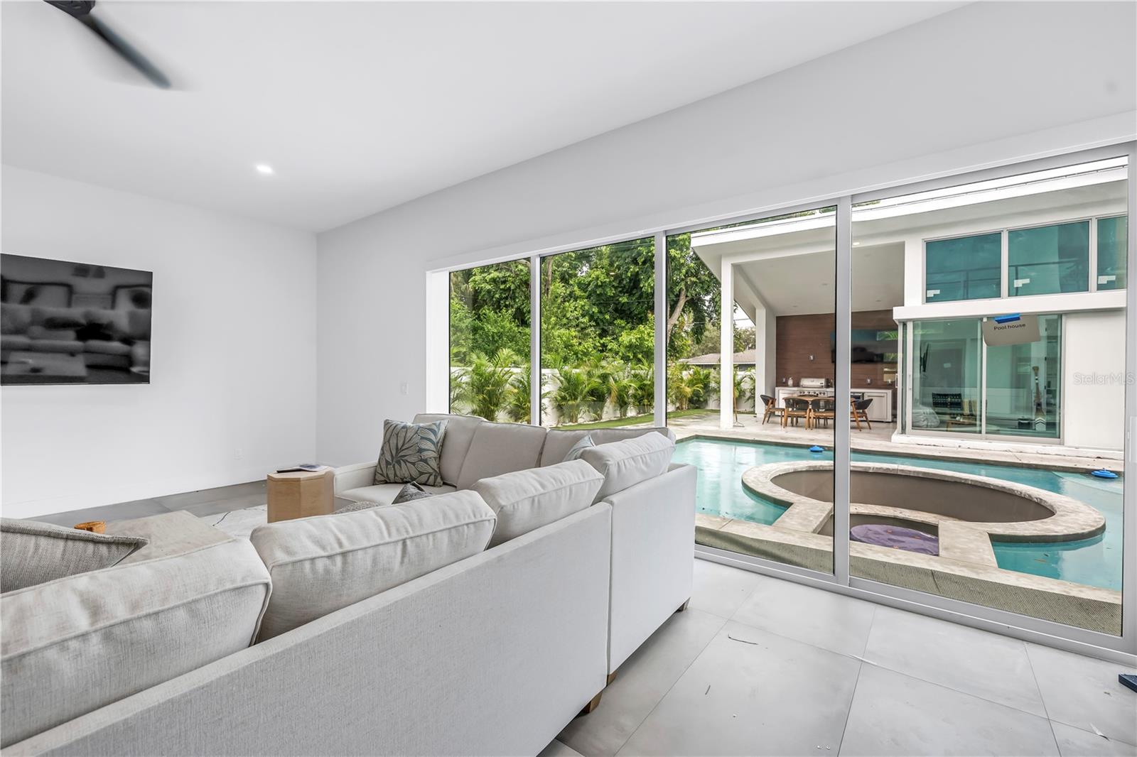AKIN ACRES - Residential Lease