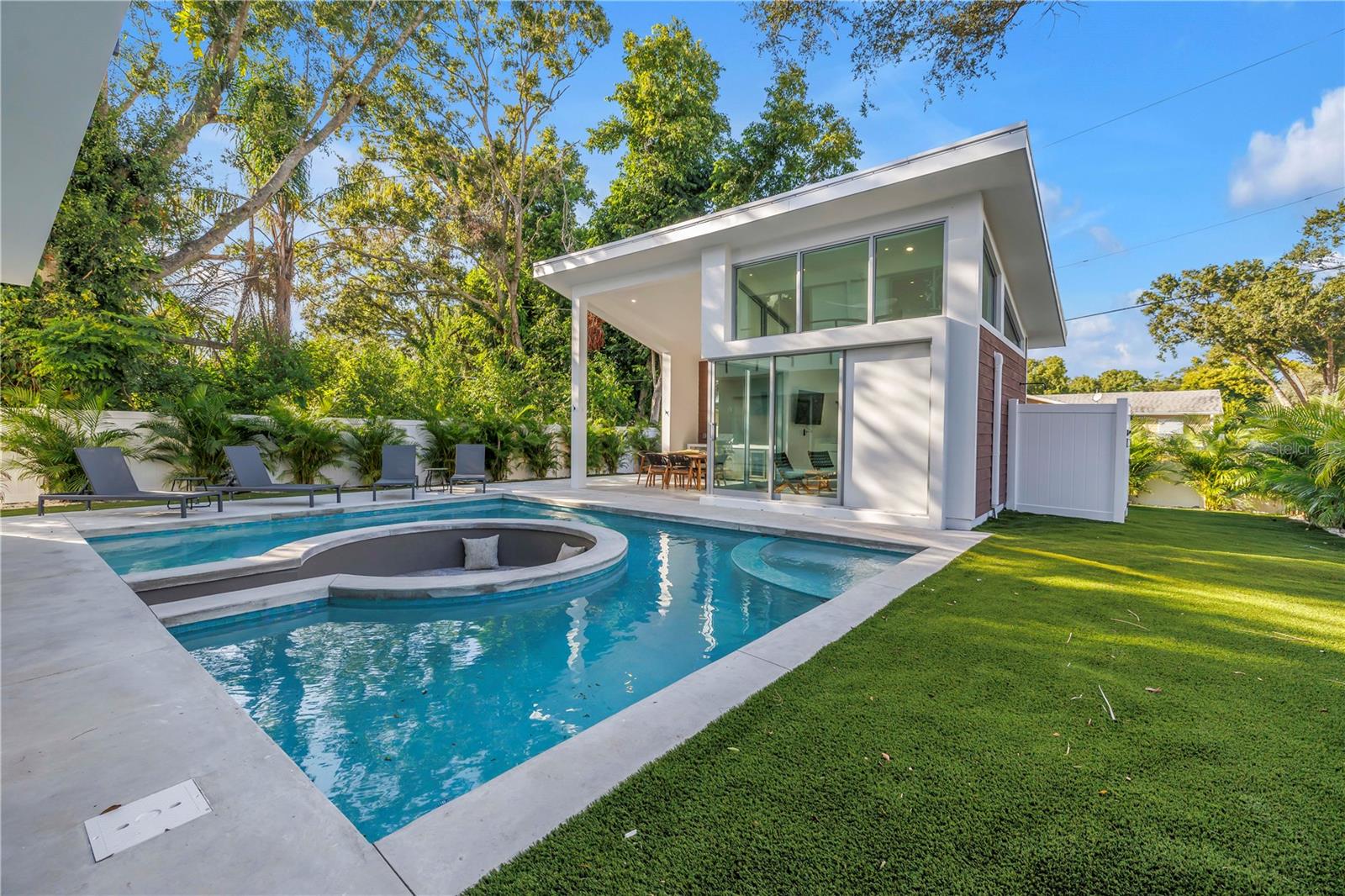 AKIN ACRES - Residential Lease