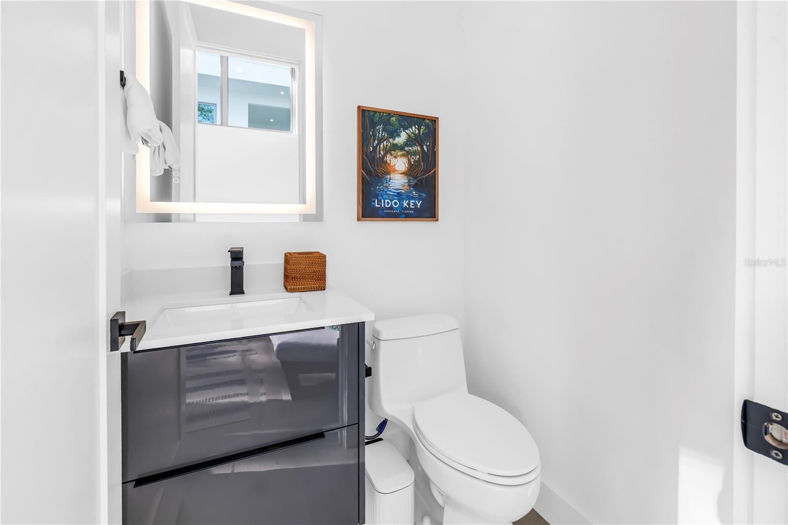 AKIN ACRES - Residential Lease