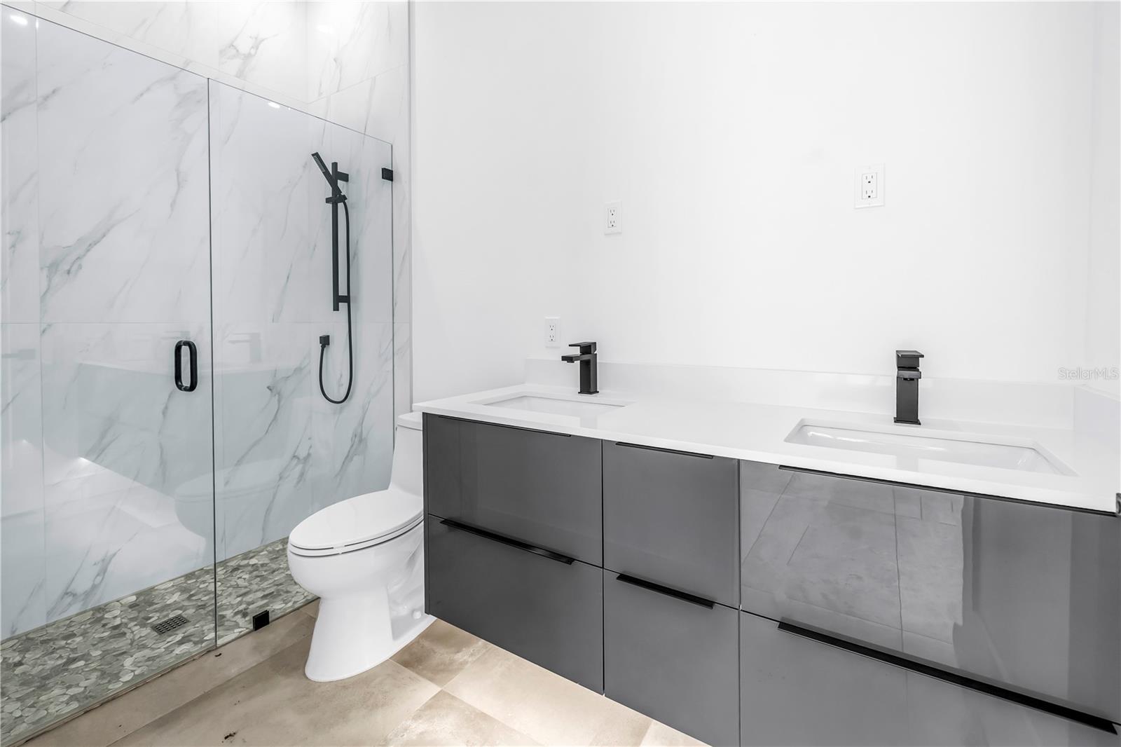 AKIN ACRES - Residential Lease