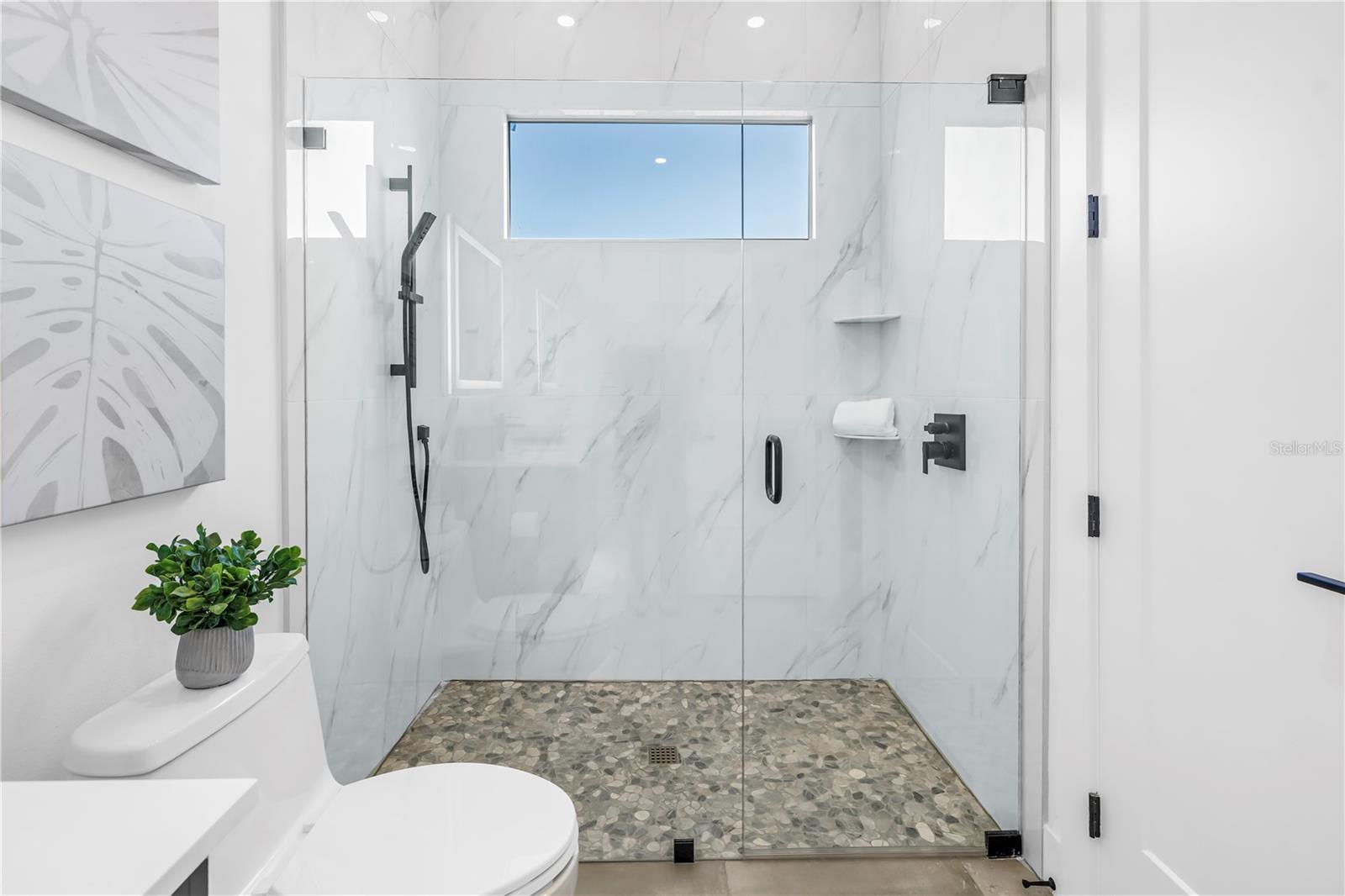 AKIN ACRES - Residential Lease