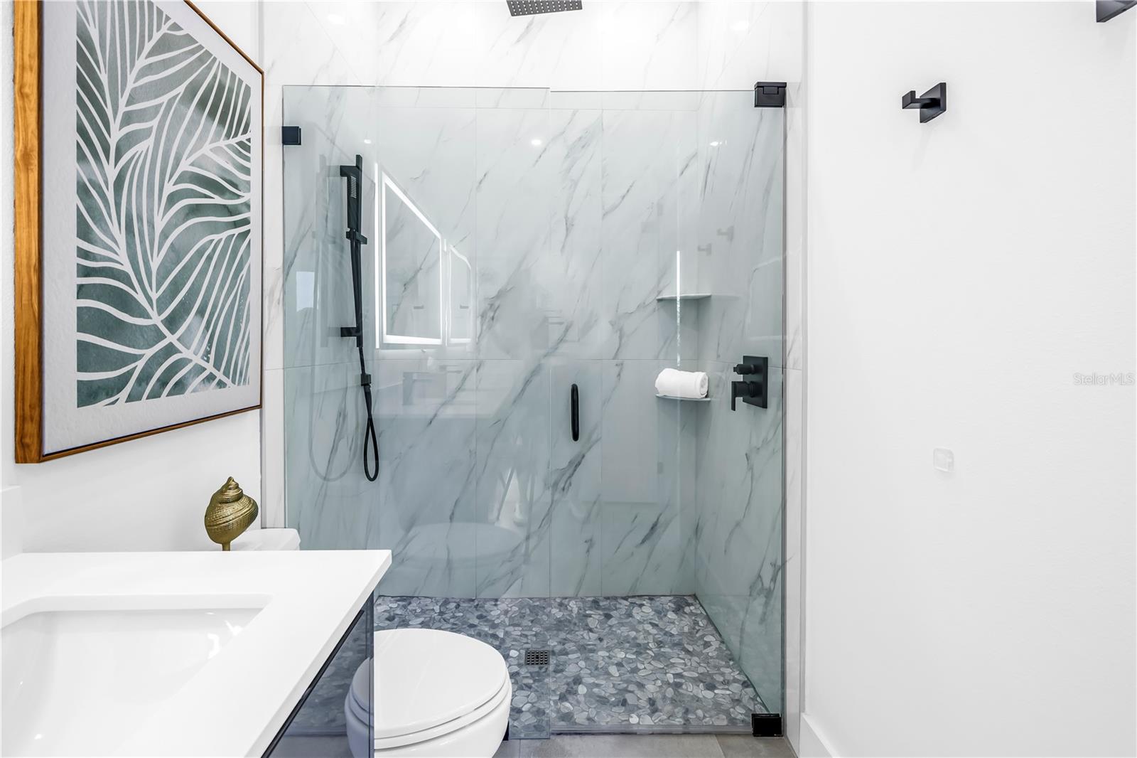 AKIN ACRES - Residential Lease