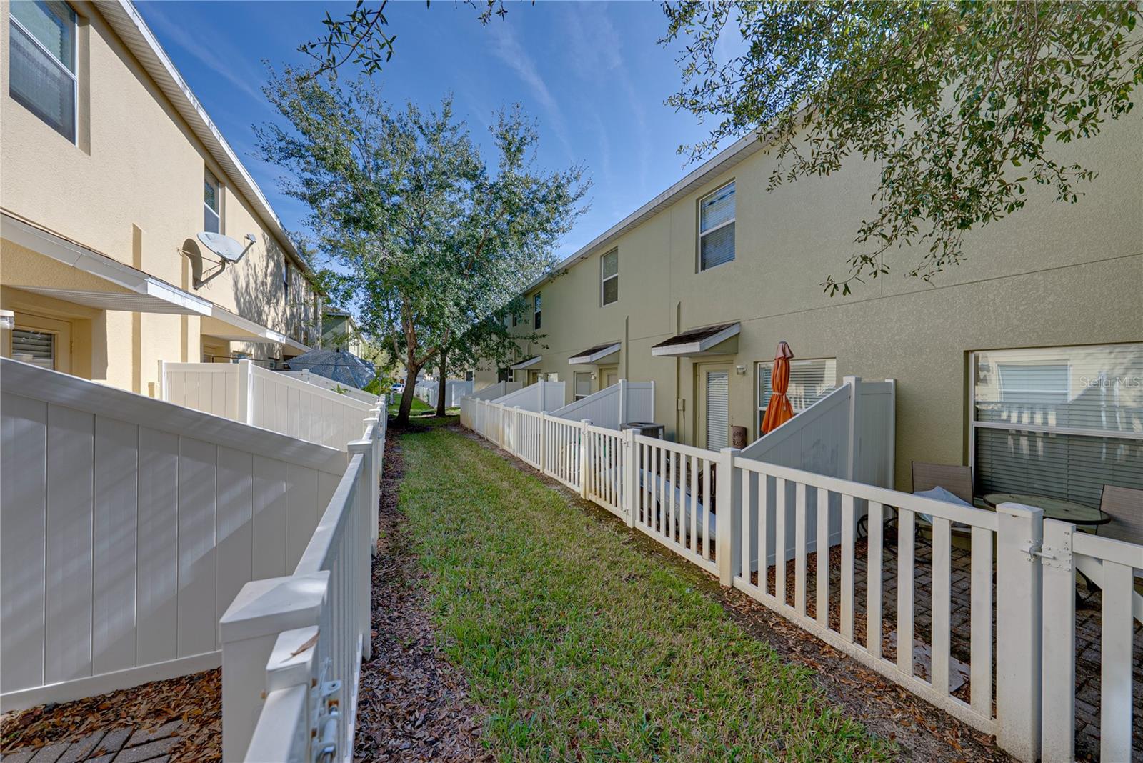 HAMMOCKS - Residential