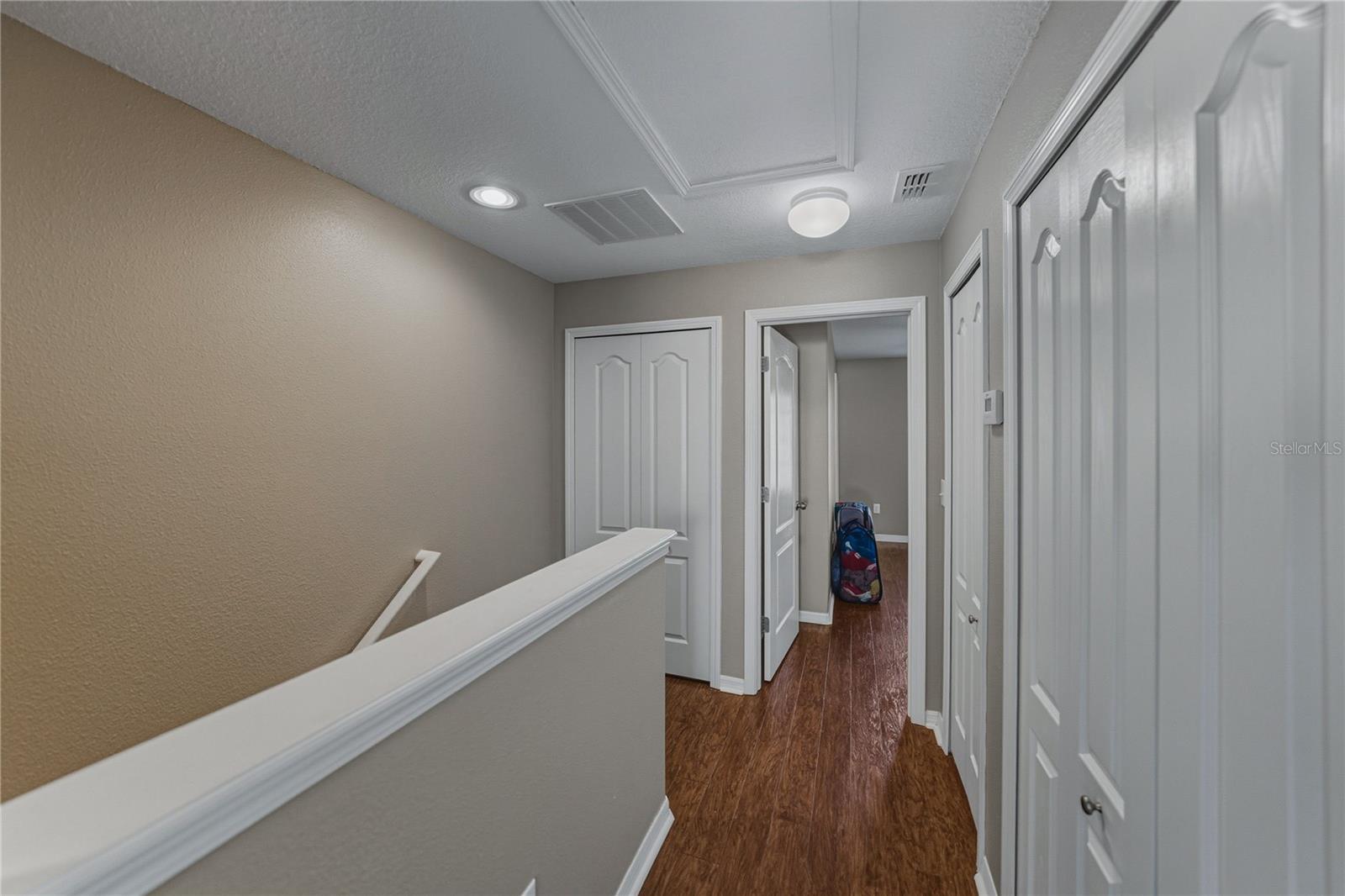 HAMMOCKS - Residential