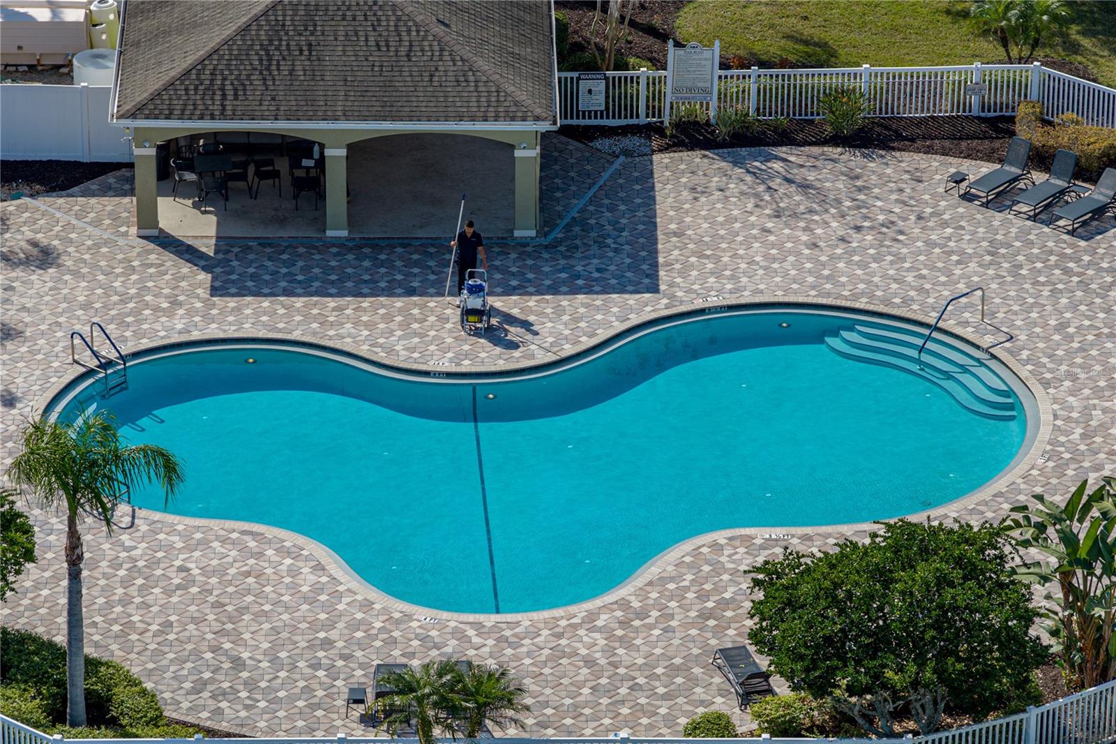 HAMMOCKS - Residential