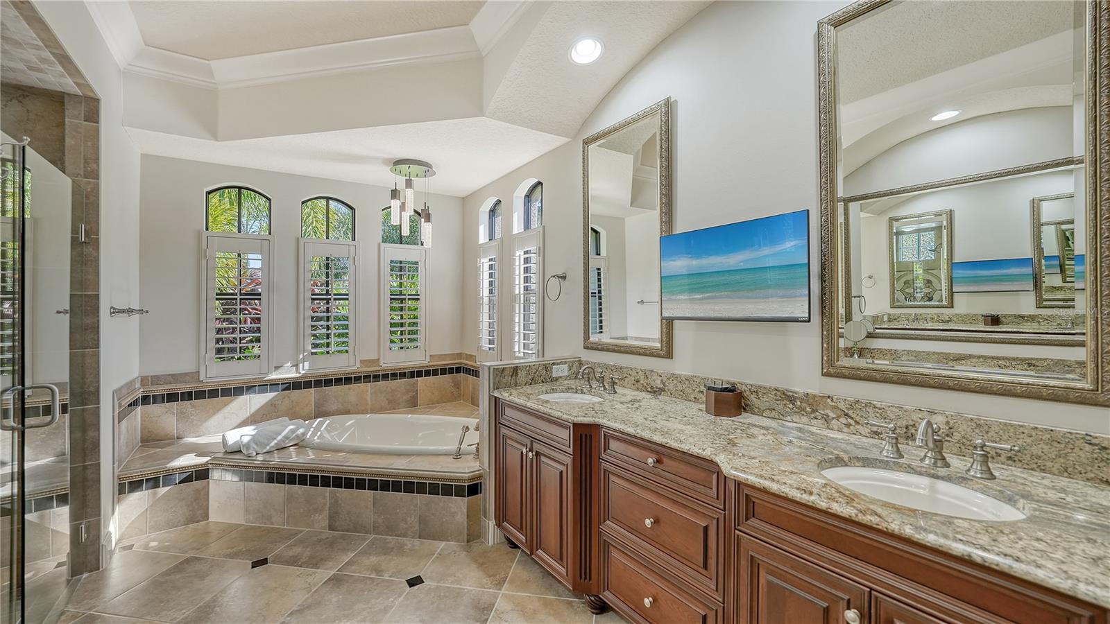 COUNTRY CLUB EAST AT LAKEWD RNCH PP - Residential