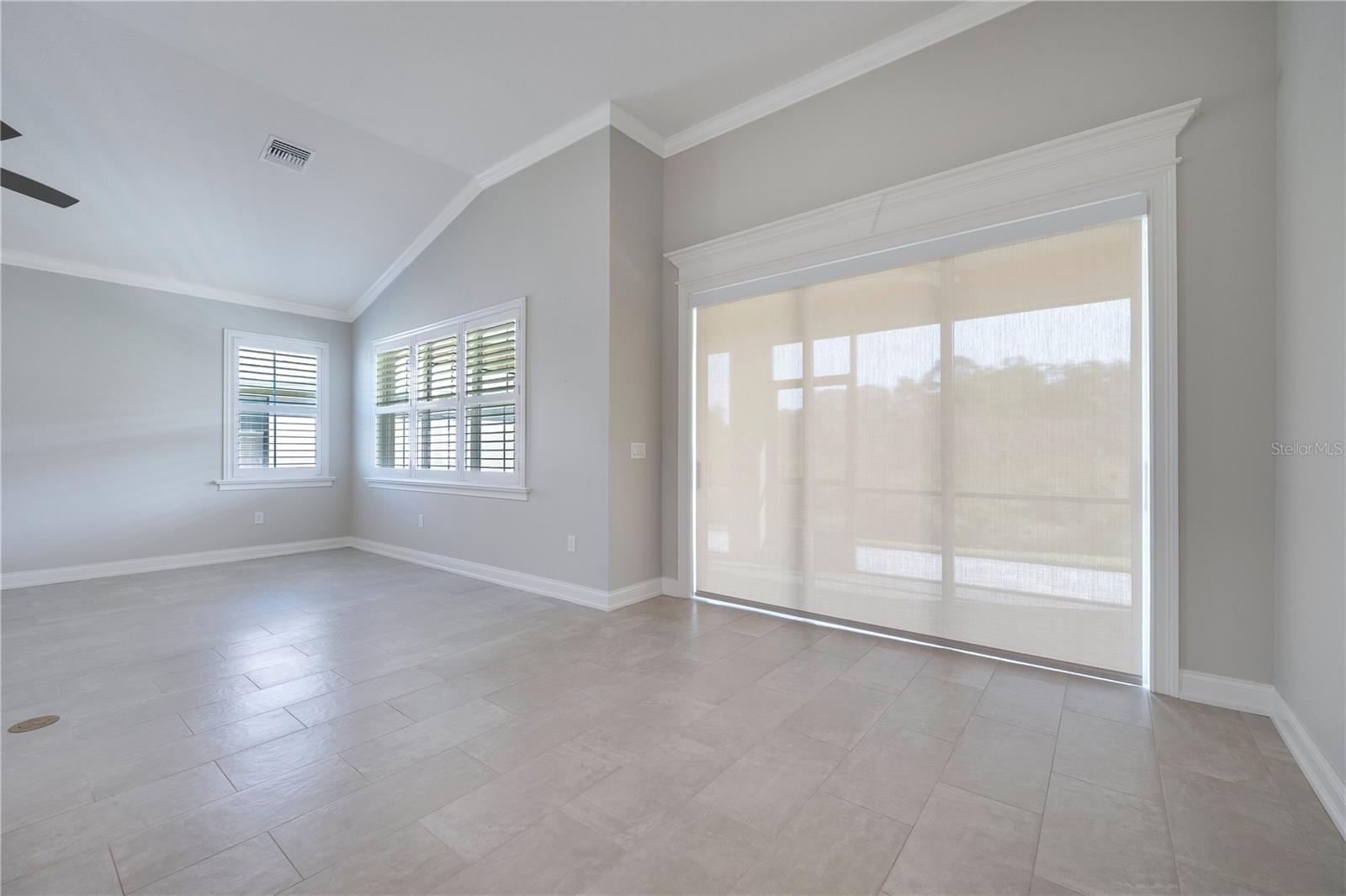 LAKE JAMES PH 4 - Residential