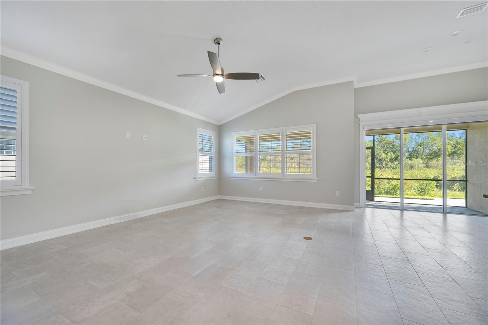 LAKE JAMES PH 4 - Residential