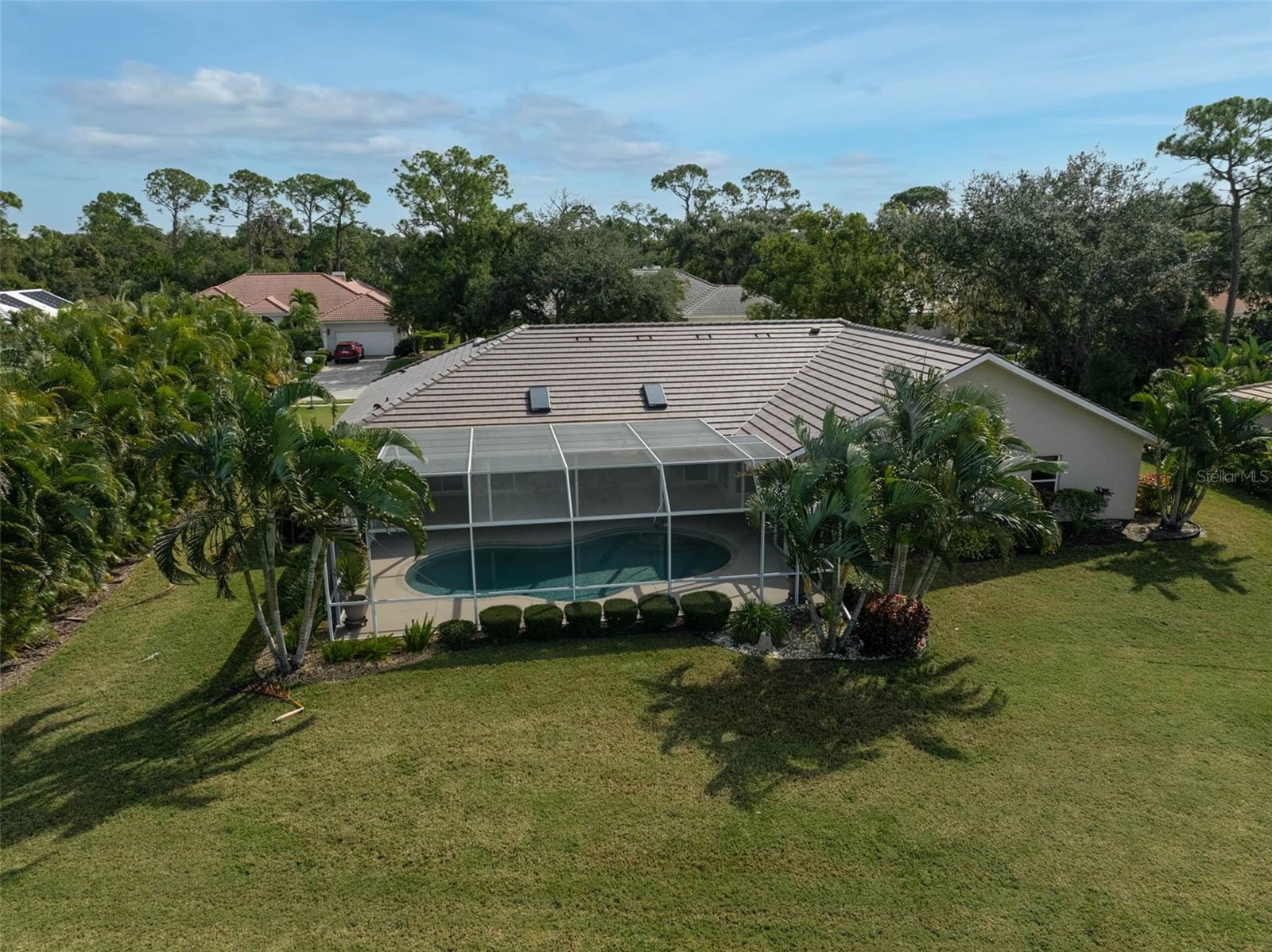 LINKS AT PALM-AIRE - Residential