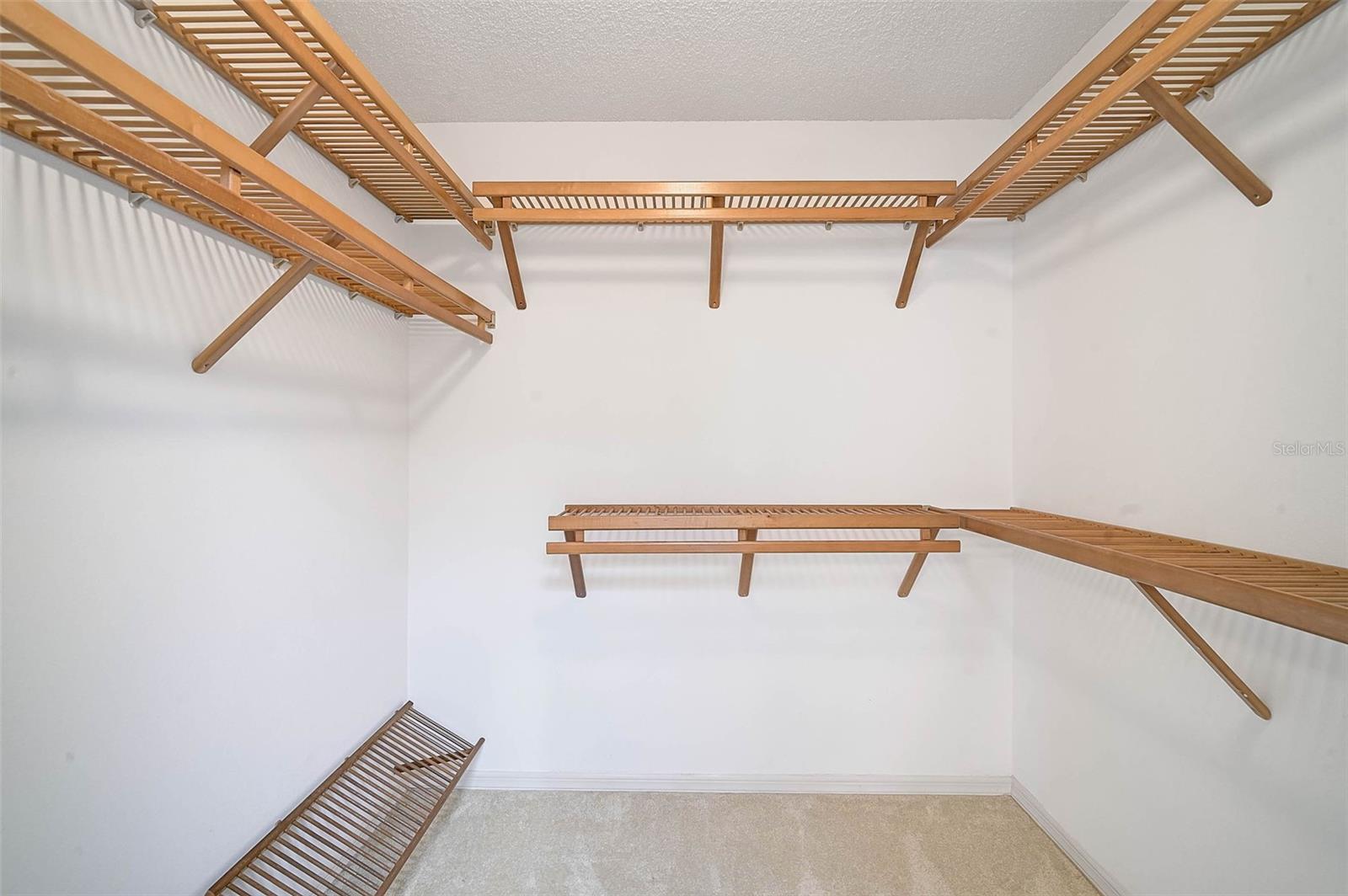 LINKS AT PALM-AIRE - Residential