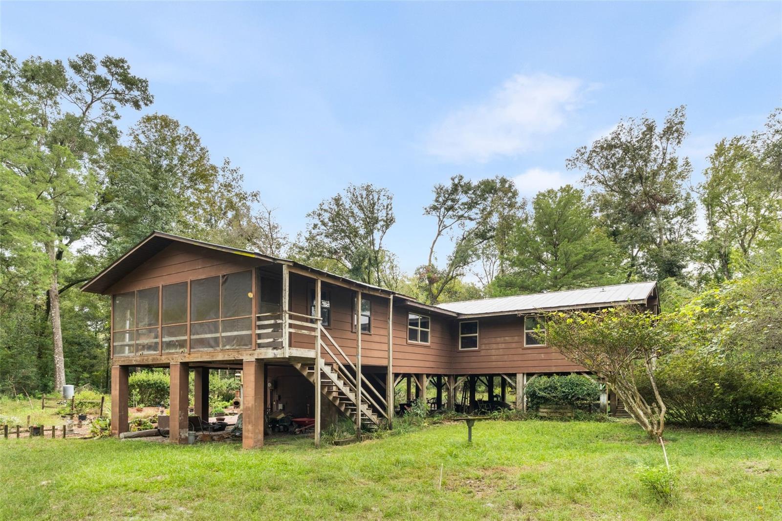 568 SW RATTLESNAKE GLEN